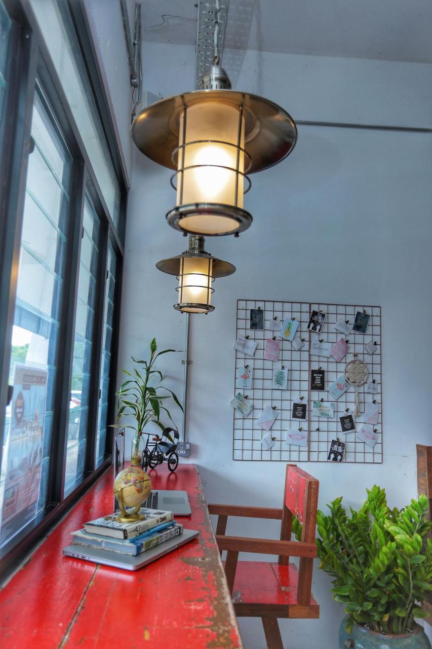 The Bedpackers Hostel Putrajaya Extérieur photo