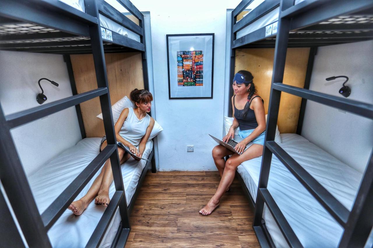 The Bedpackers Hostel Putrajaya Extérieur photo